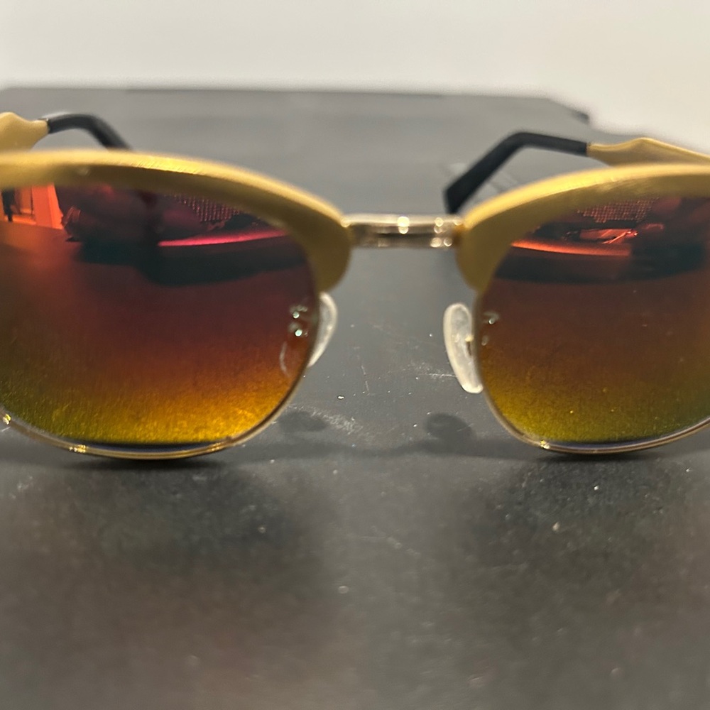 Aquaswiss Gold Aviator Sunglasses Sleek Design